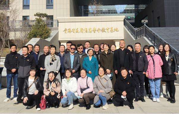 1680768337859953.jpg 警示教育基地合影截圖.jpg